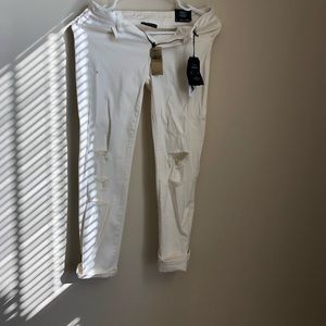 American Eagle destroyed jegging crop